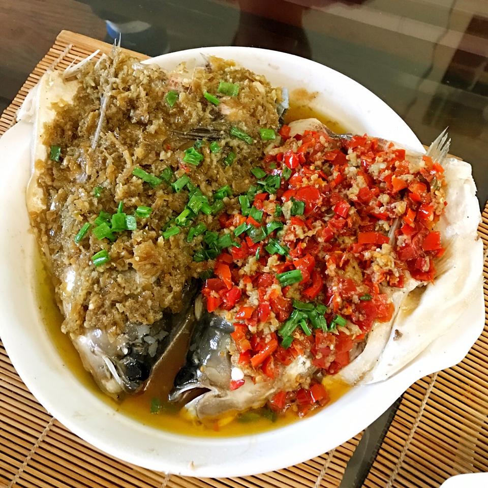 双色剁椒鱼头