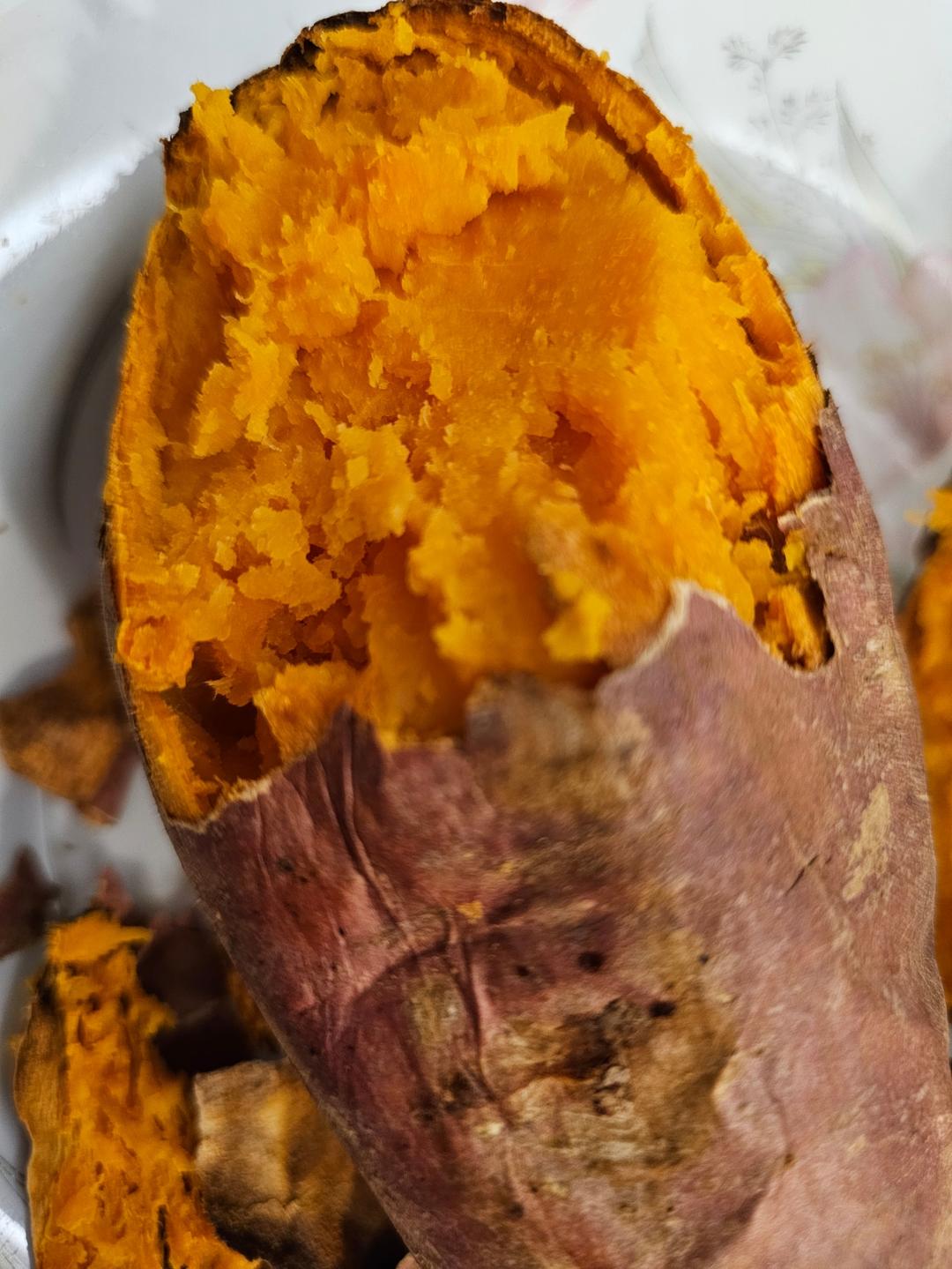 空气炸锅烤红薯(超级简单)