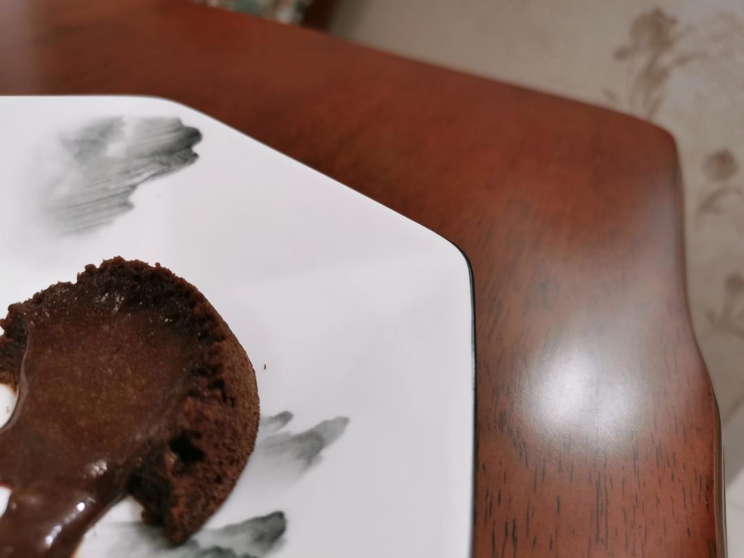巧克力熔岩蛋糕(全图文超简单)