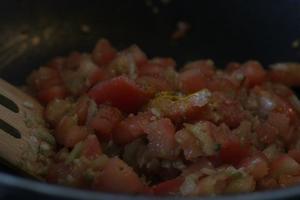 番茄洋葱烩鹰嘴豆 channa masala的做法 步骤5