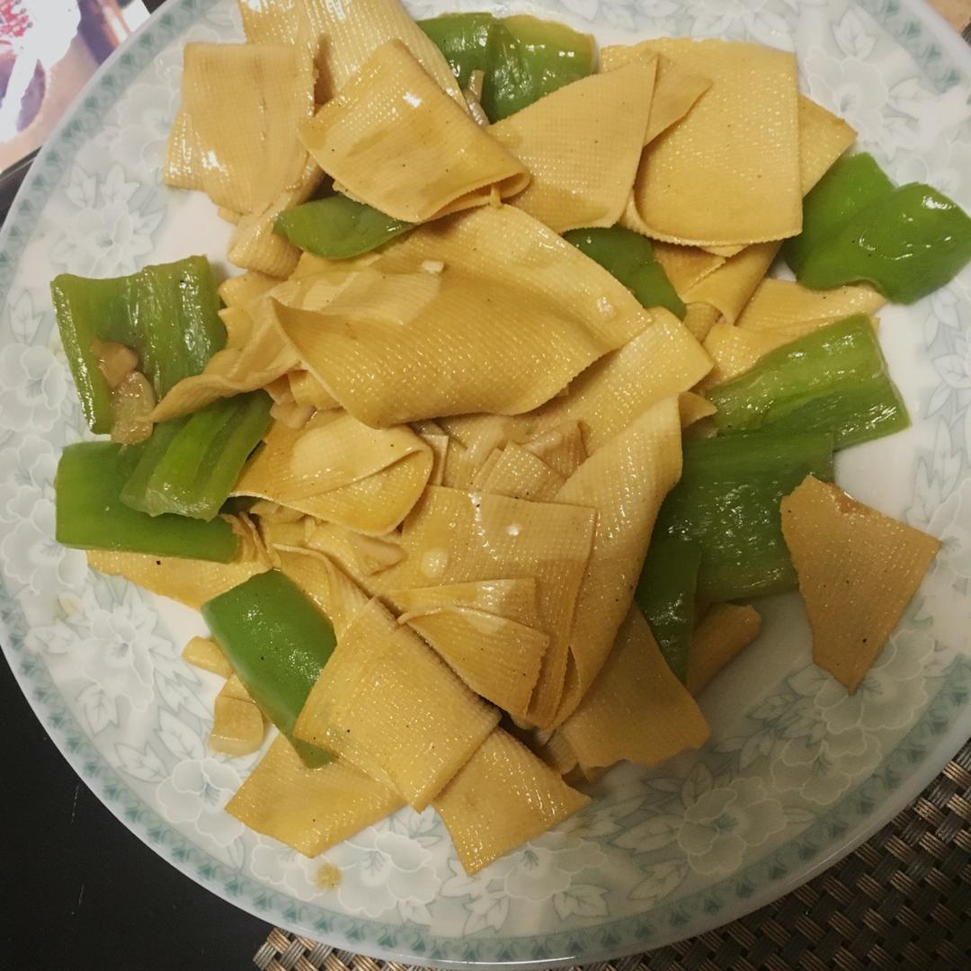 尖椒炒豆皮➕灵魂汤汁