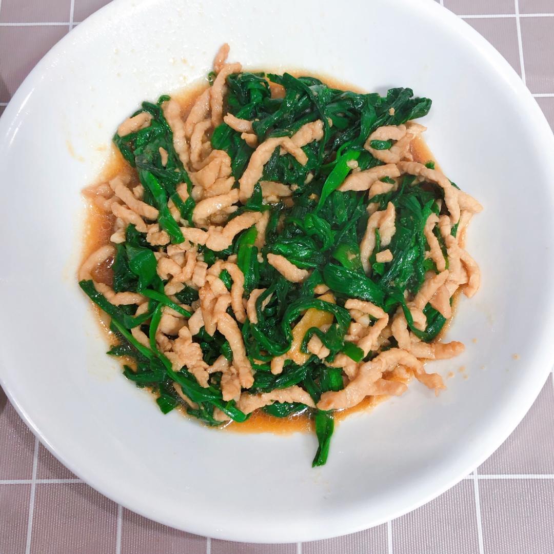 小孩也爱吃的家常大蒜叶炒牛肉【嫩】【快】【省】