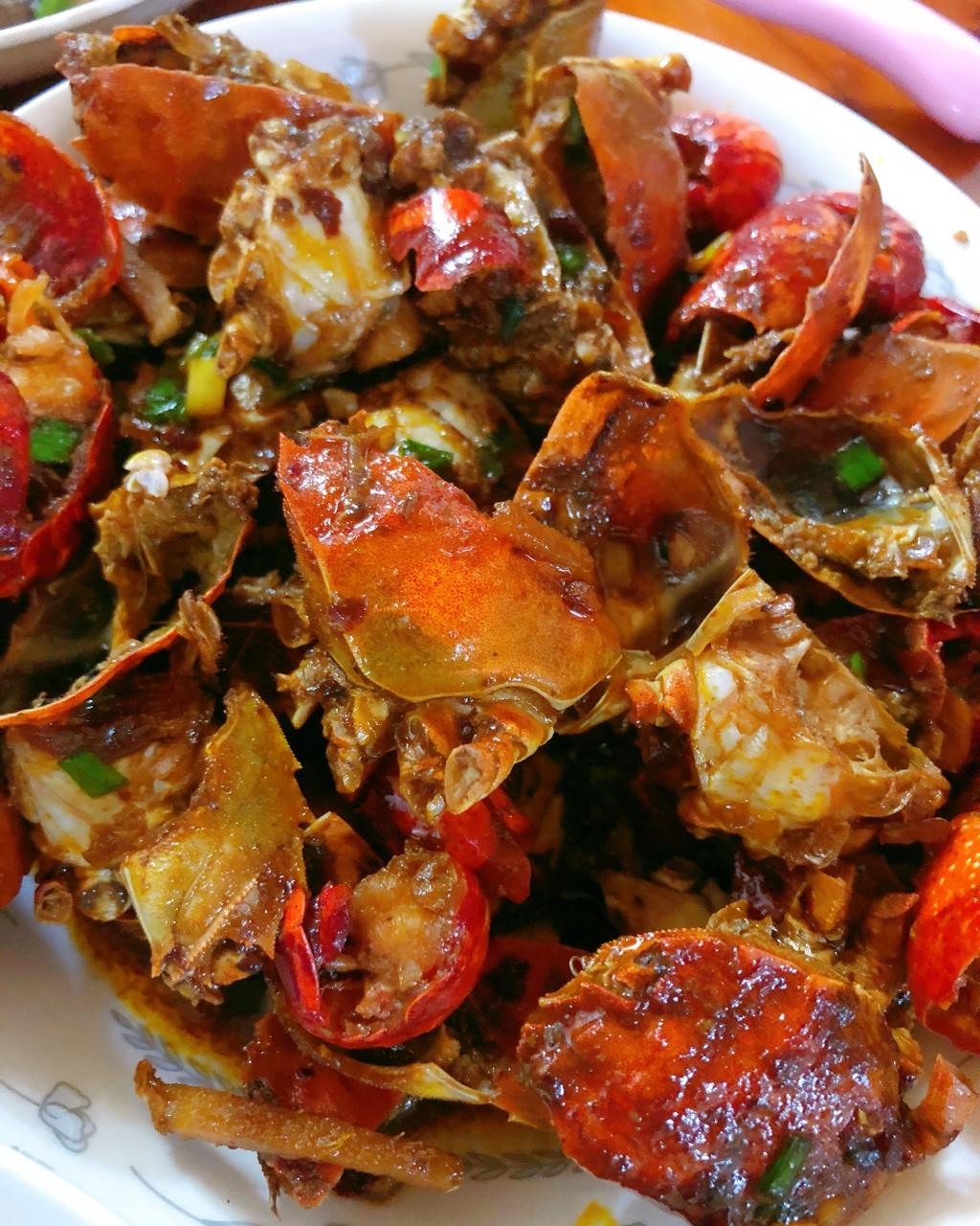 甜瓜麻麻做的香辣蟹