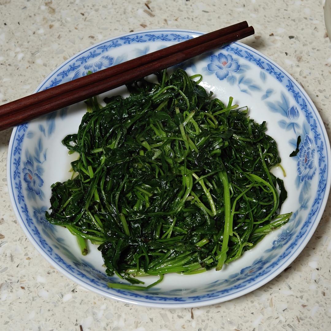 双倍清香的口蘑清炒芝麻菜