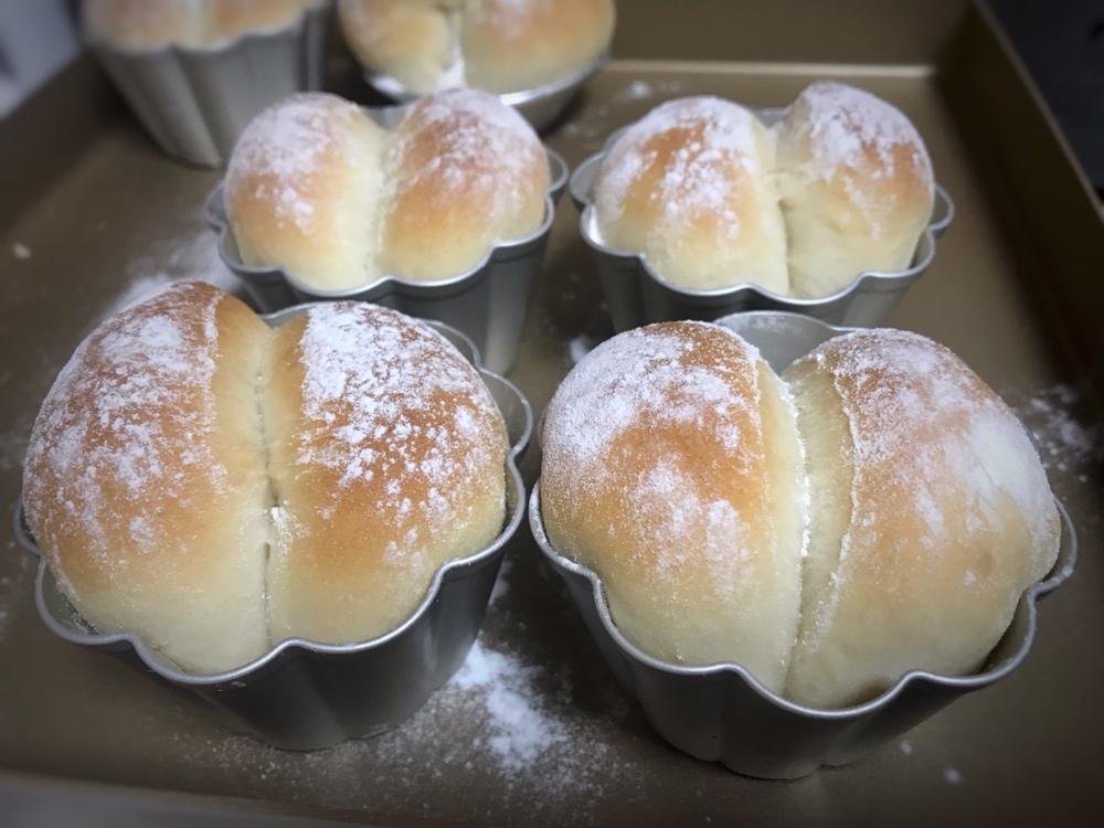 游泳的瓶子做的糯米粉小餐包