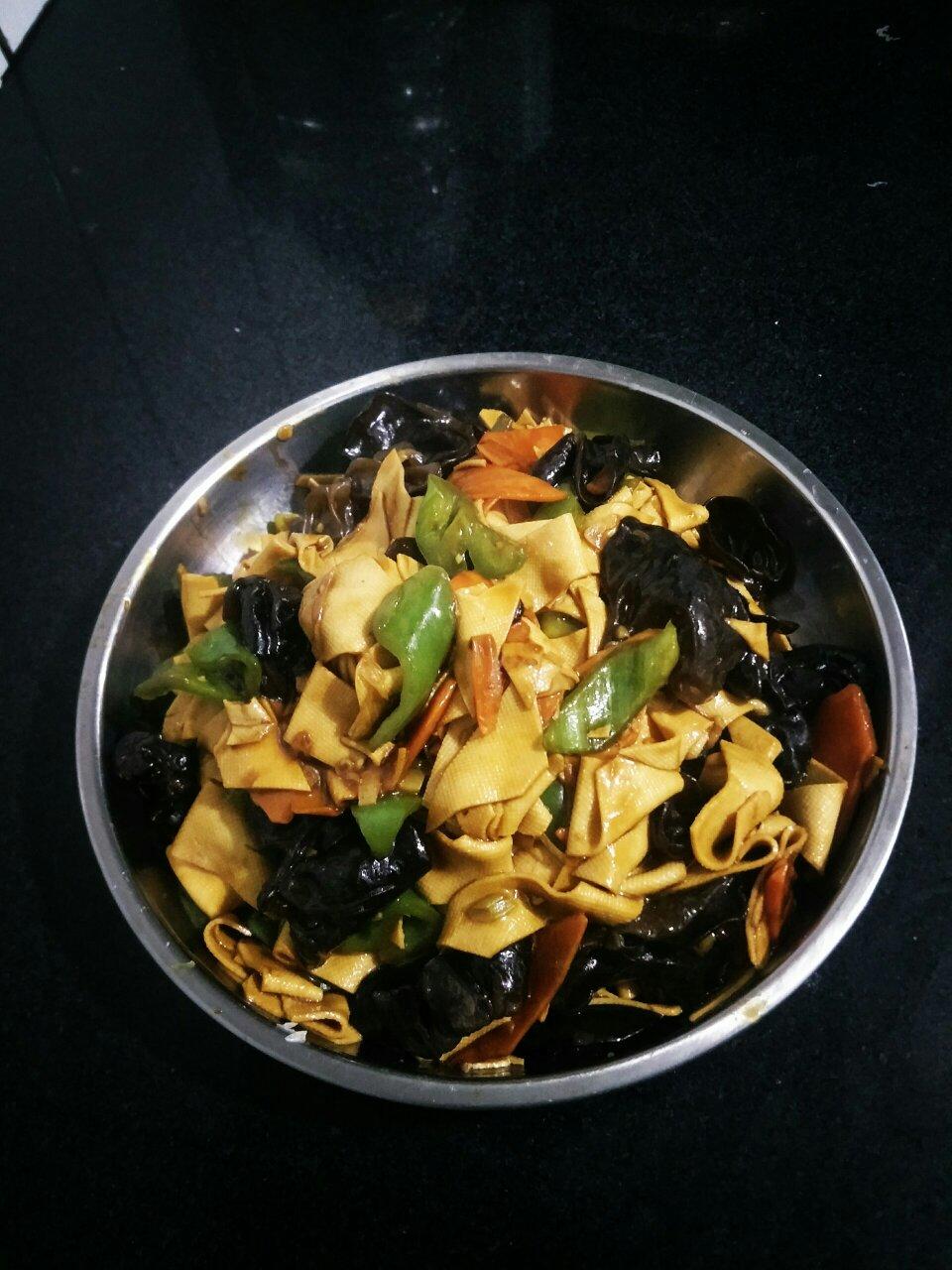 素炒豆皮，😋营养美味，好吃不胖❗️零失败，十分钟就能做~