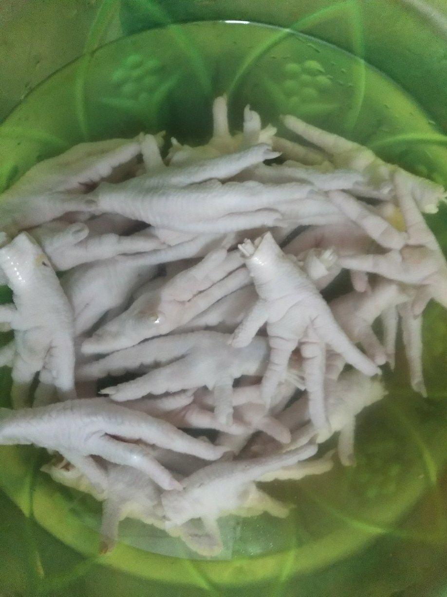 停不下来的秘制凉拌鸡爪