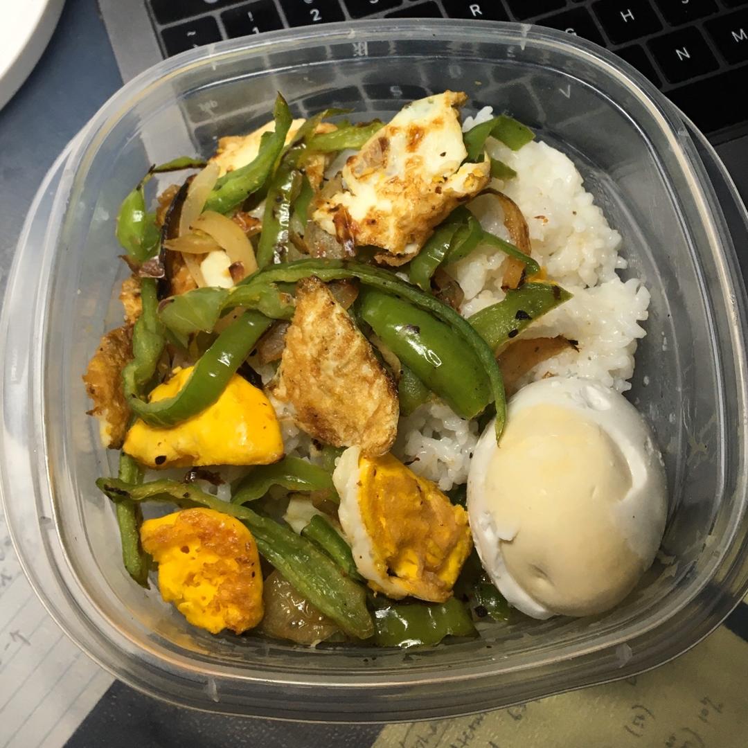 青椒炒荷包蛋