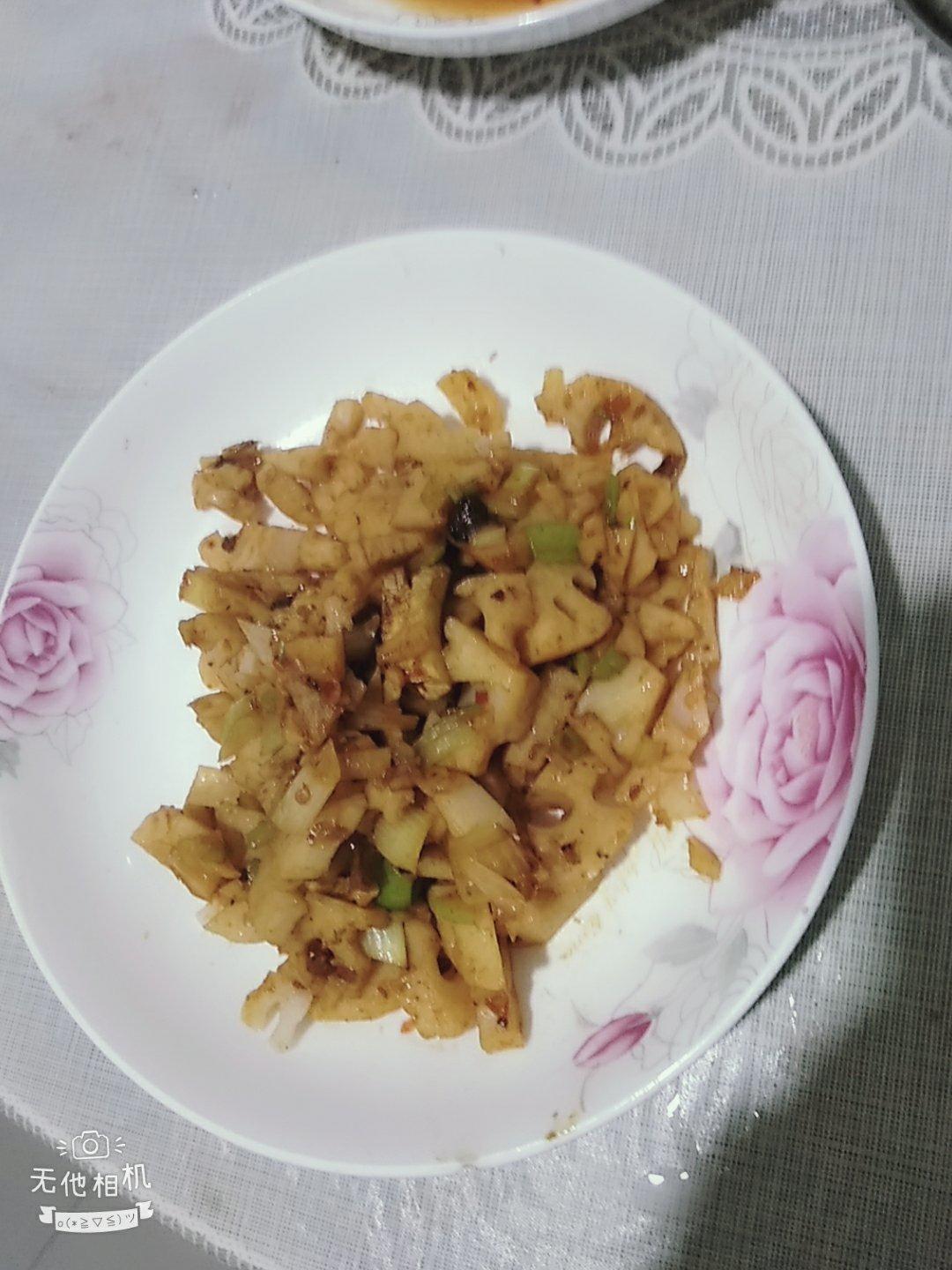 快手菜香辣藕丁