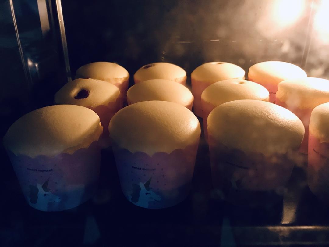 炼乳纸杯蛋糕