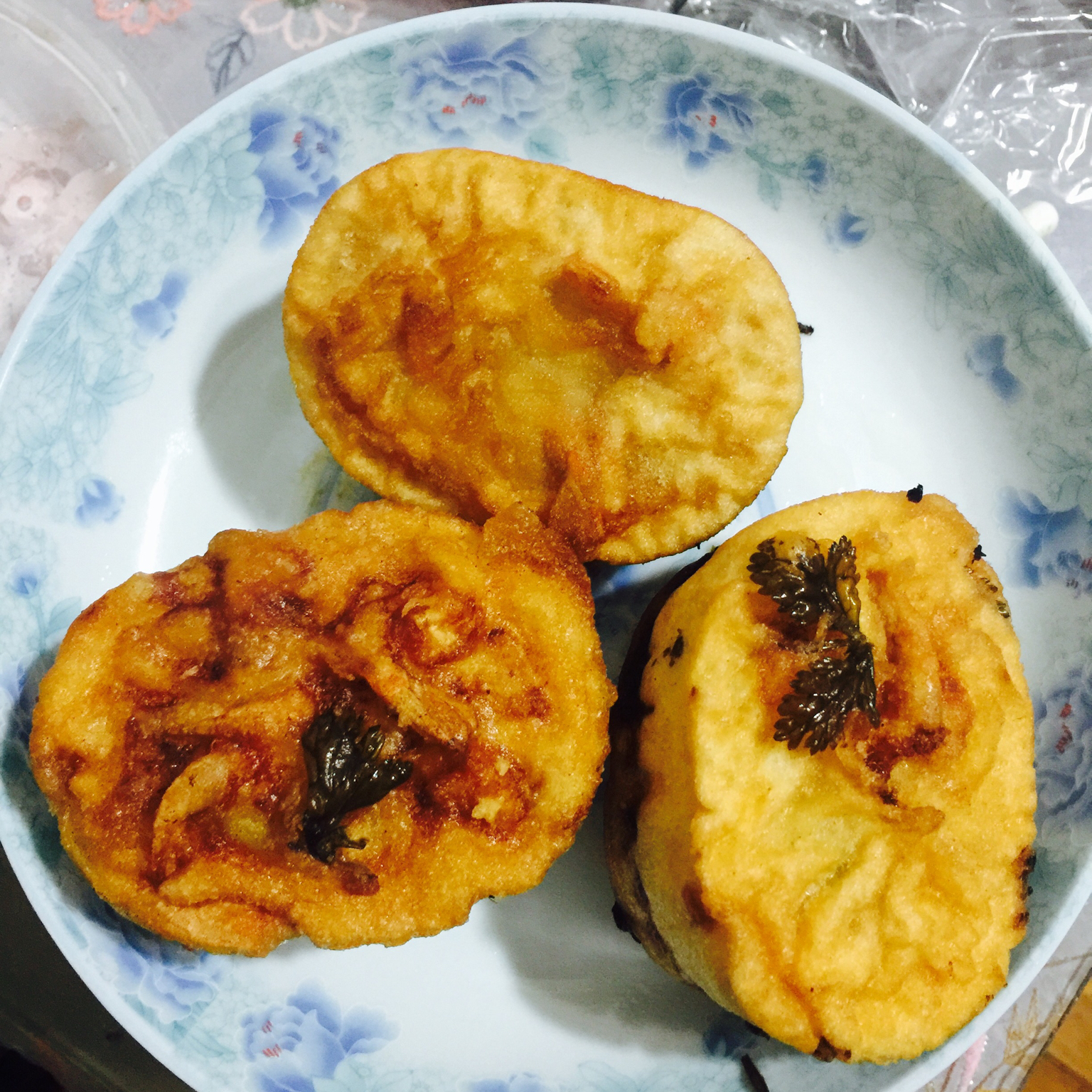 已经很胖还在吃东西的胖纸做的萝卜丝油墩子