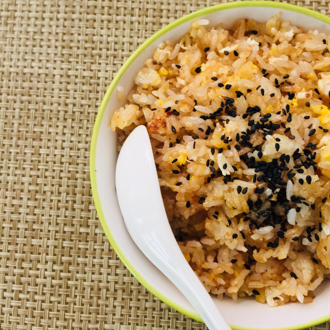 懒人炒饭(锅巴版)的做法