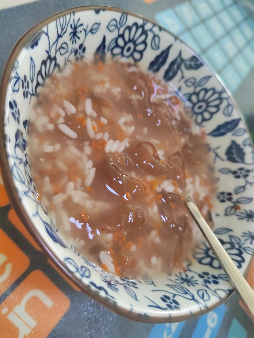 桂花藕粉圆子羹