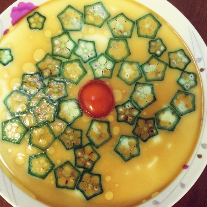 颜值控-做一朵开在碗里的花秋葵蒸水蛋