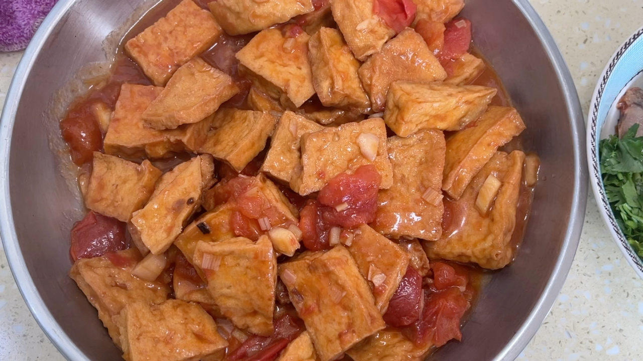 超好吃多汁的西红柿炖豆腐