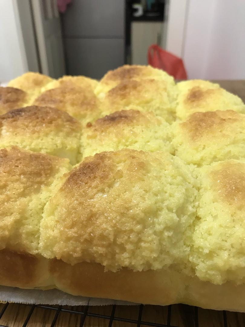 椰蓉面包（不用厨师机也能做面包，附手揉视频）