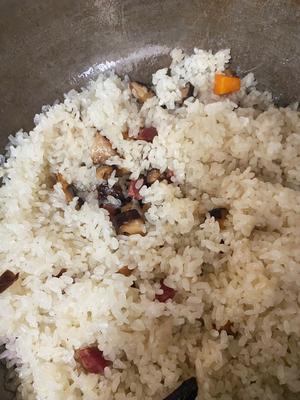 生炒糯米饭😋的做法 步骤4