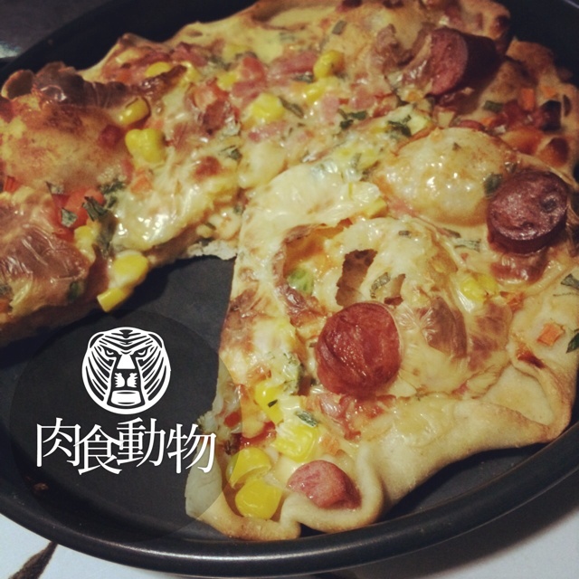 厚底鲜虾培根披萨