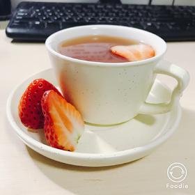 惬意草莓红茶