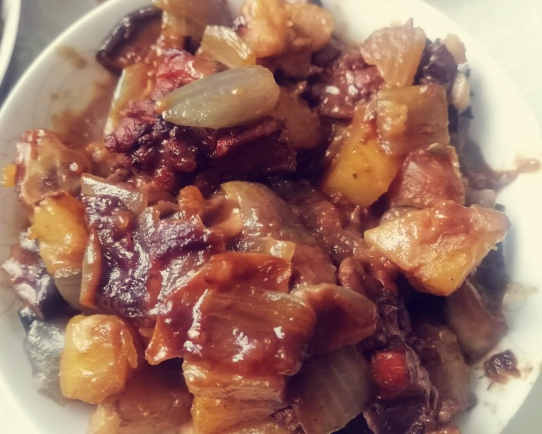 土豆炖鸡块的做法