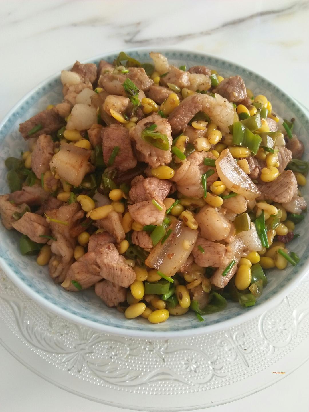 黄豆炒肉的做法