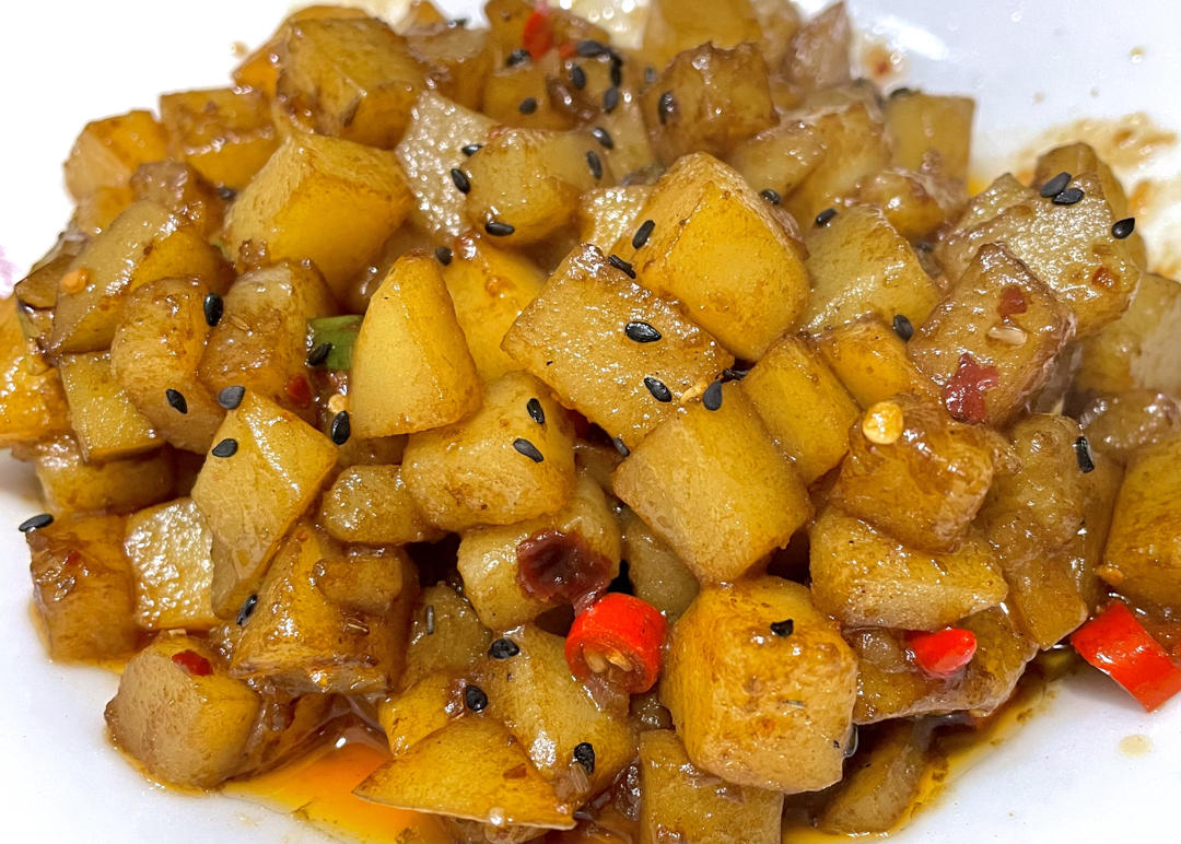 红烧土豆块