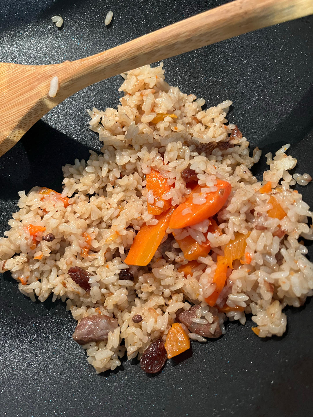 新疆羊排抓饭（出锅后米粒分明的秘密）