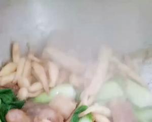 白玉菇油菜炖肉的做法 步骤4