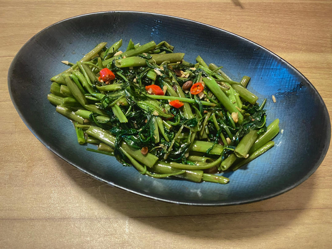 鱼露炒空心菜