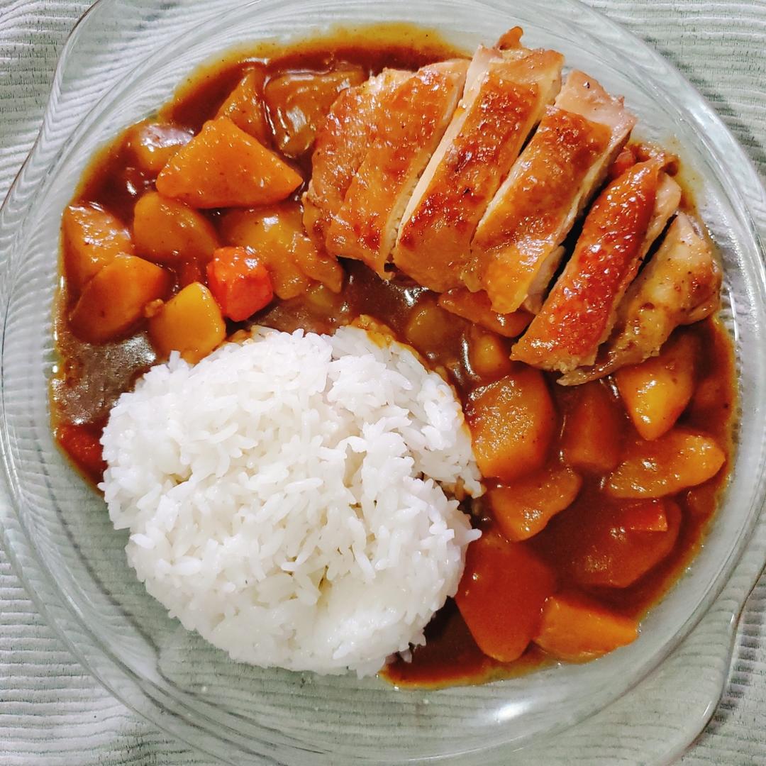 百梦多鸡肉咖喱饭