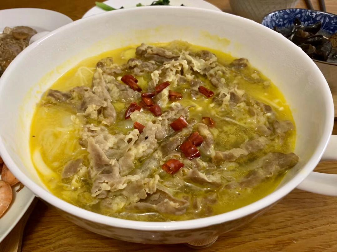 酸汤肥牛