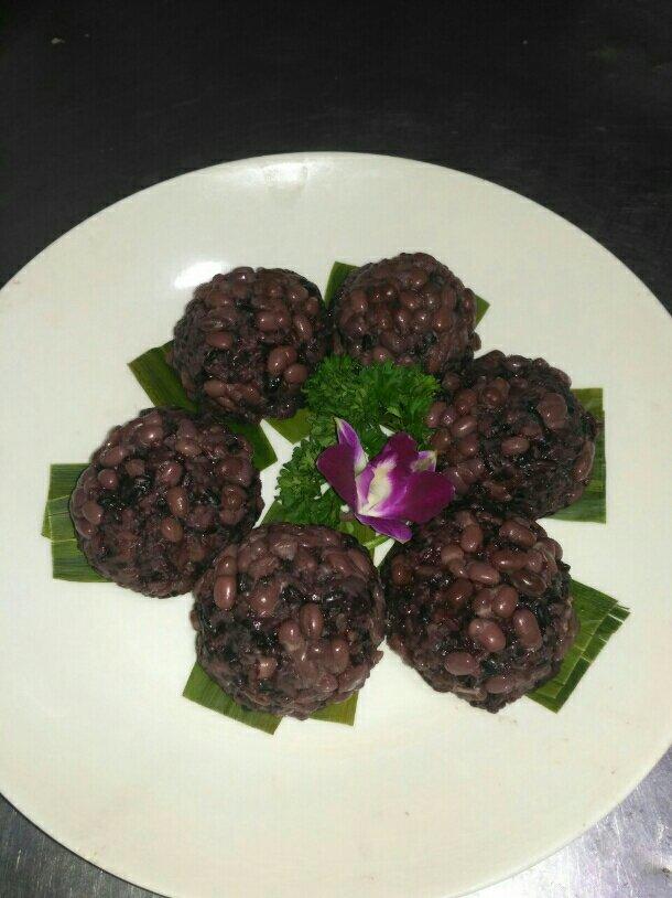 紫米粢饭团