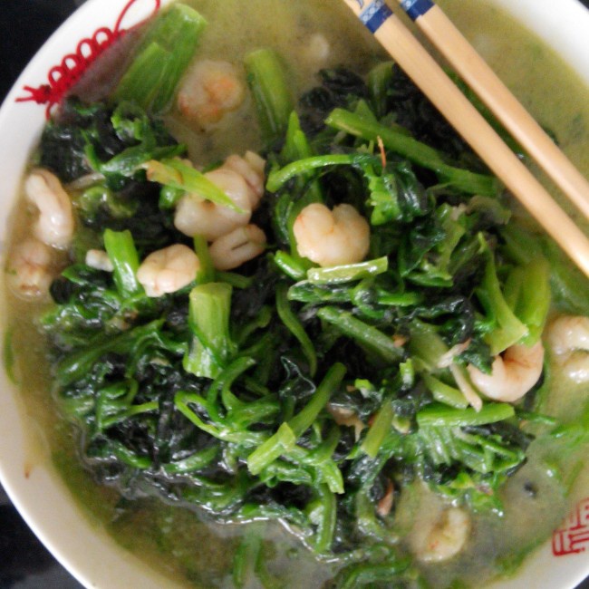 菠菜虾仁炒鸡蛋