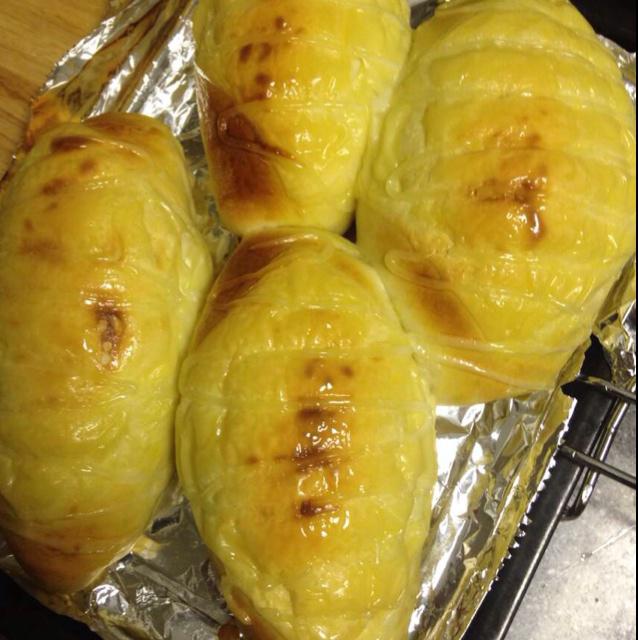 肉松芝士面包