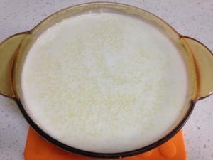 简单易做的椰香小米粥的做法 步骤6