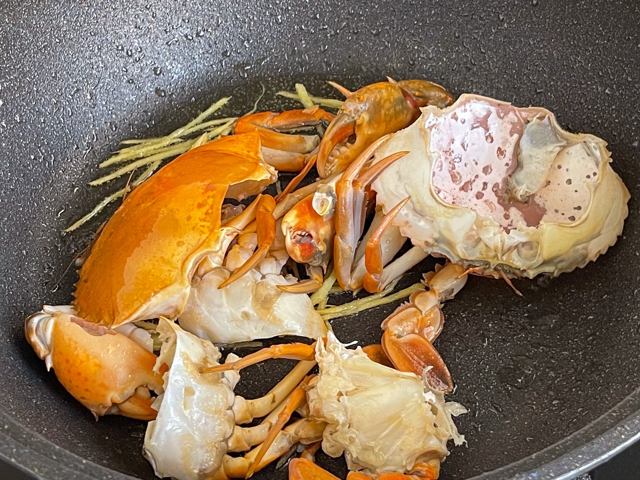鲜到原地爆炸！超好喝的砂锅螃蟹粥，巨简单的做法 步骤7