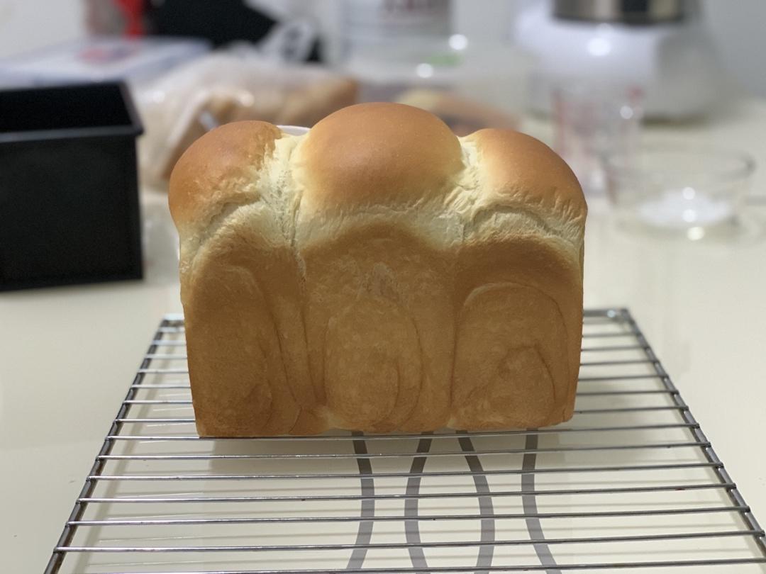 蛋白炼乳小吐司