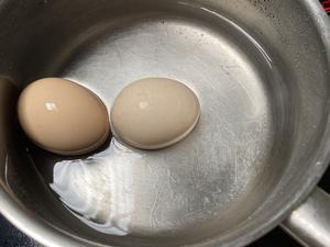 女人三宝汤之当归党参黄芪鸡蛋汤的做法 步骤3