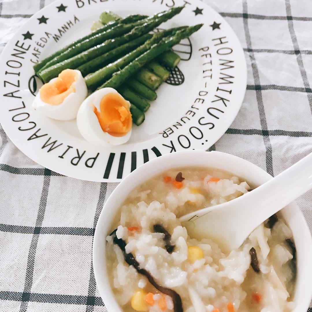 生滚香菇鸡肉粥