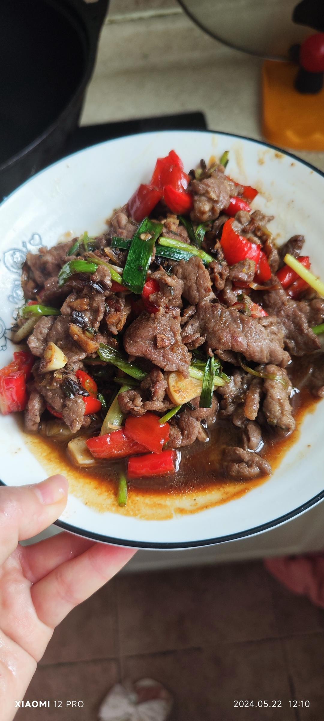 孜然小炒黄牛肉