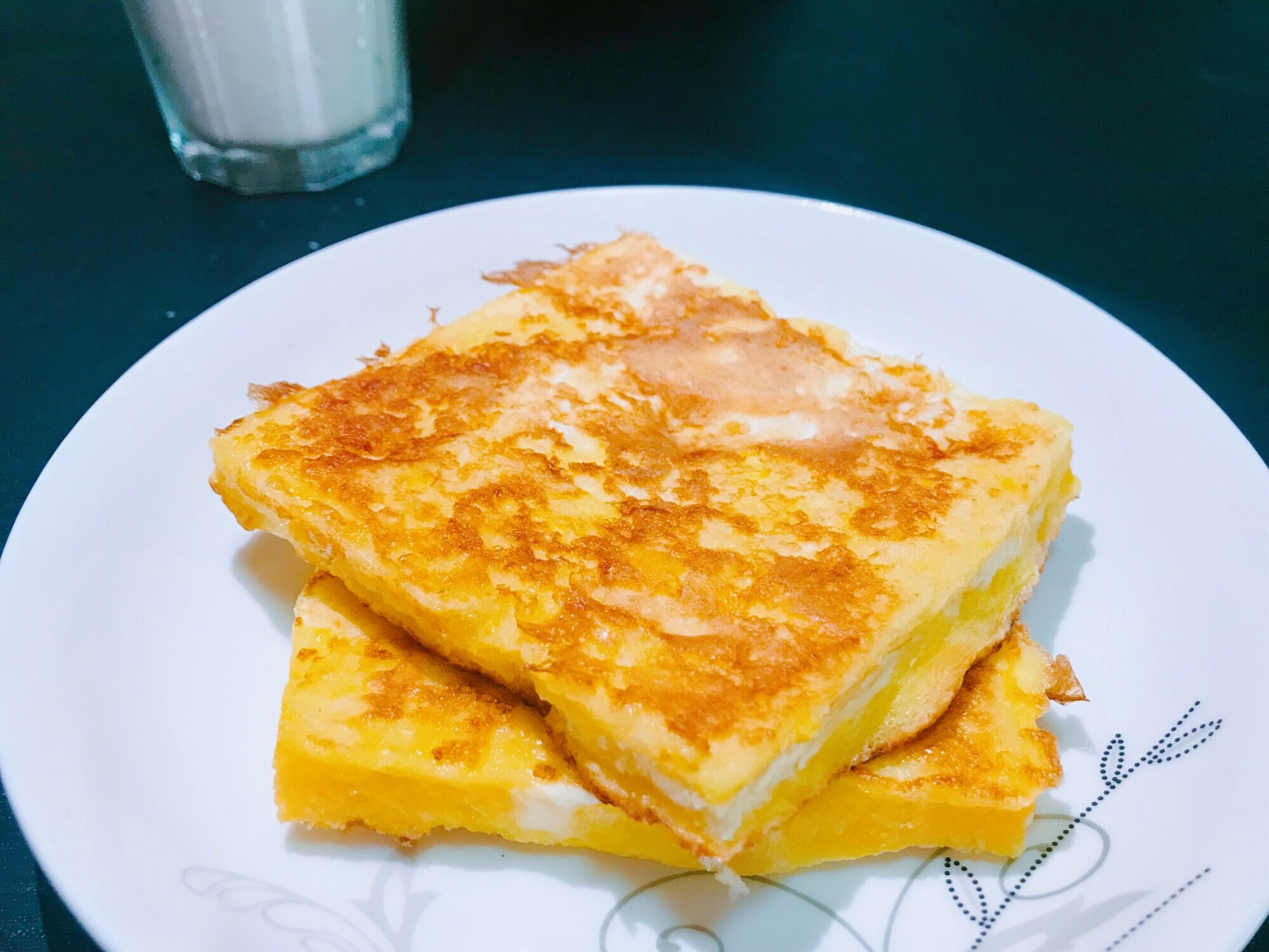 鸡蛋香煎面包片