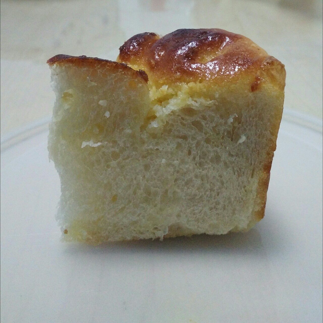日式香浓炼乳面包