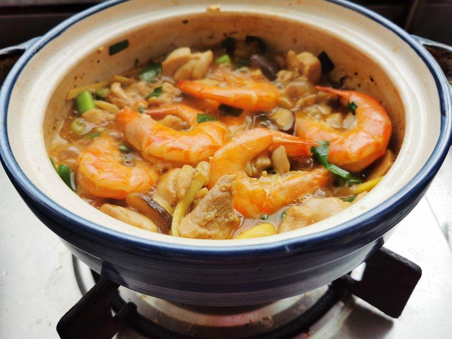 鲜菇焖梅肉 没啥缺点就是费饭得很