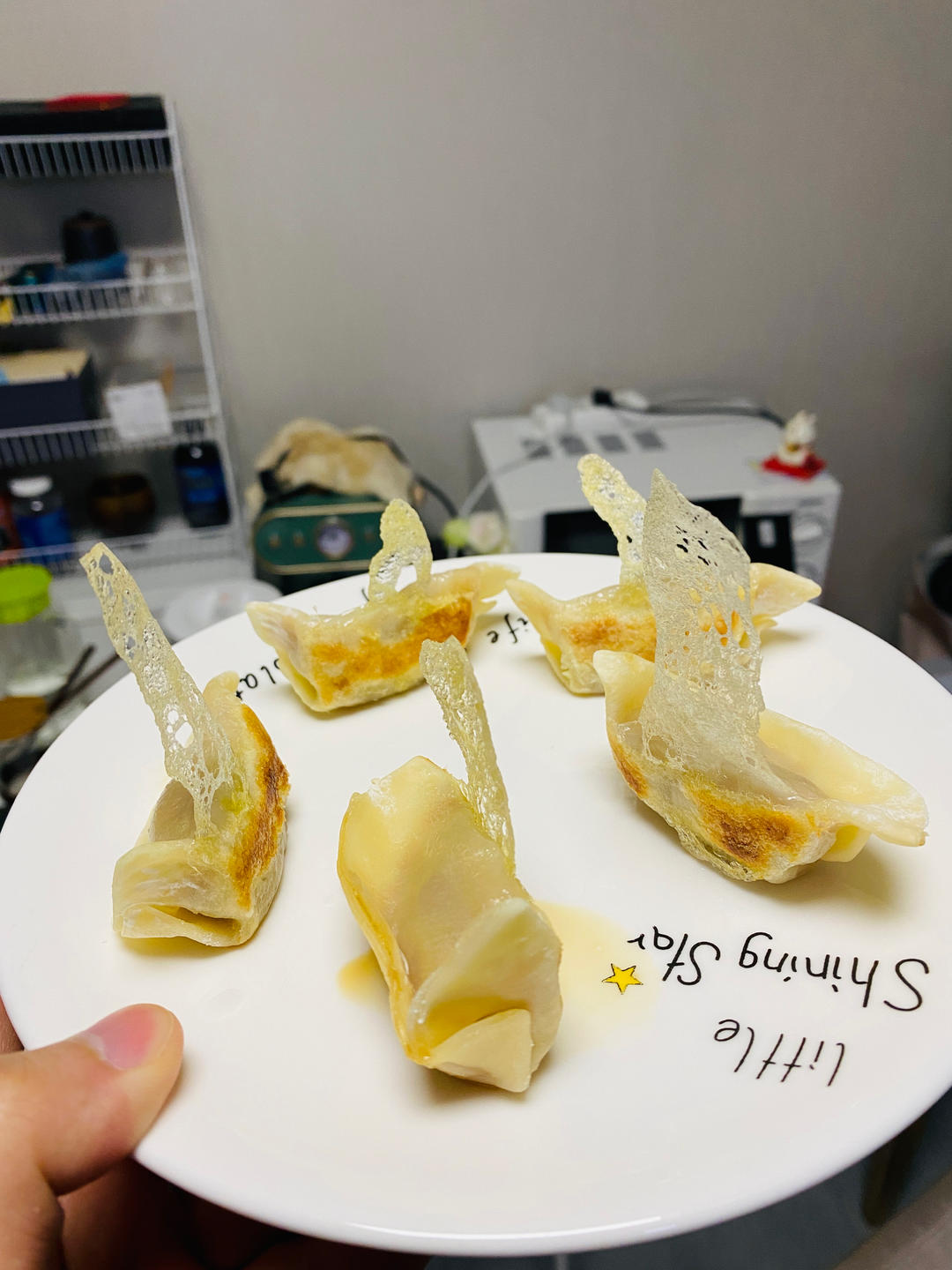 冰花蕾丝煎饺