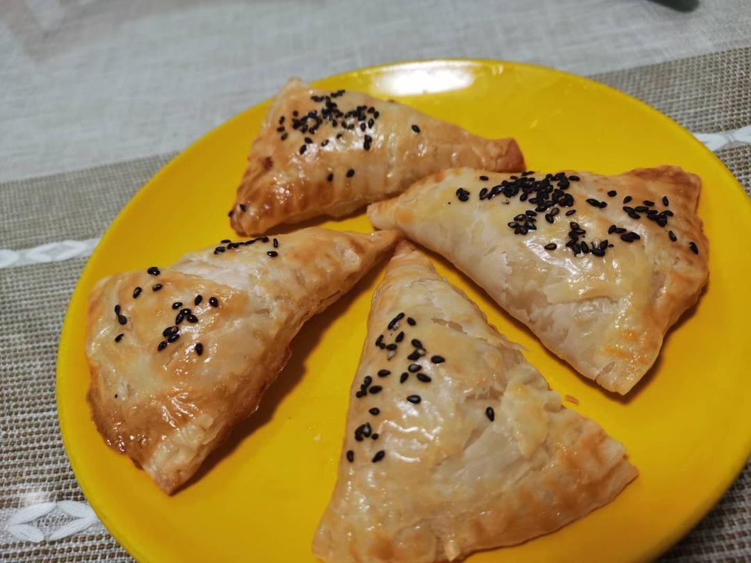 不用开酥，不用揉面，也能做香甜酥脆的苹果派