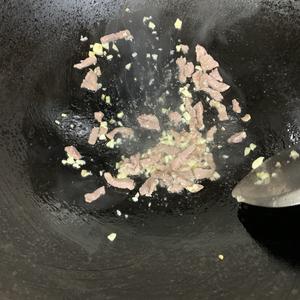 超下饭的微微辣小炒秋葵的做法 步骤2