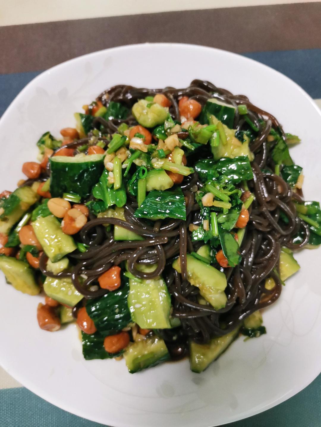 减脂爽口的凉拌蕨根粉！也太好吃了吧！！