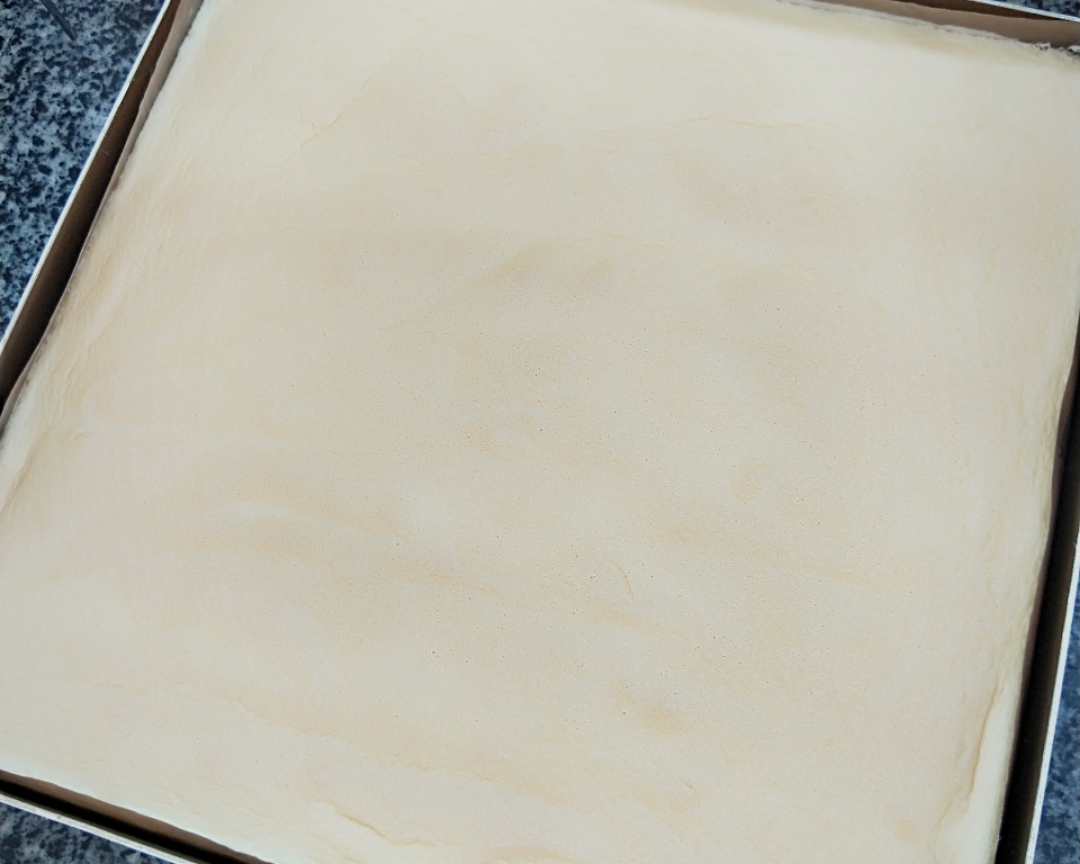 豆乳蛋糕卷的做法 步骤7