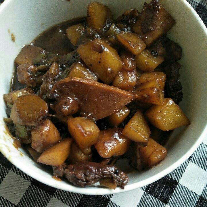 超简单的炖土豆块