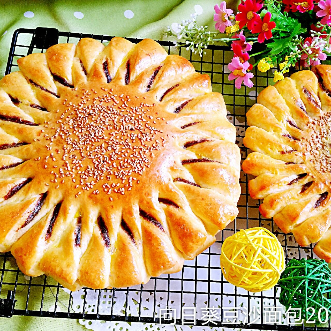 向日葵豆沙面包